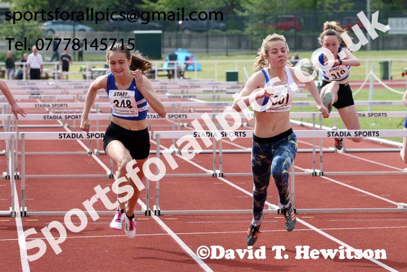 Girls under-15 hurdles, North Eastern Track and Fields Champs., Middlesbrough. Photo: David T. Hewitson/Sports for All Pics